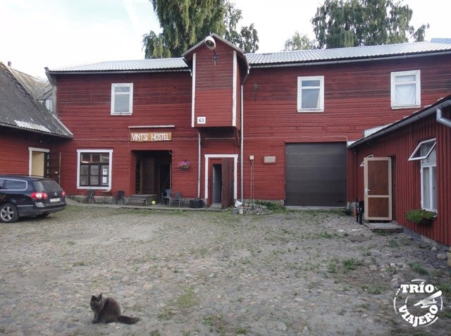 casa de madera vintsi hostel parnu estonia thumb 1