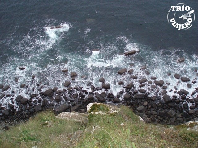escocia skye kilt rock acantilado thumb