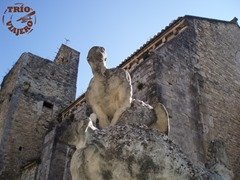 francia fontaine de vaucluse iglesia thumb